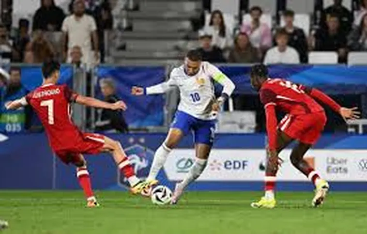 Luật Bắt Đầu Và Bắt Đầu Lại Trận Đấu Bóng Đá Theo Quy Chuẩn FIFA Mới Nhất
